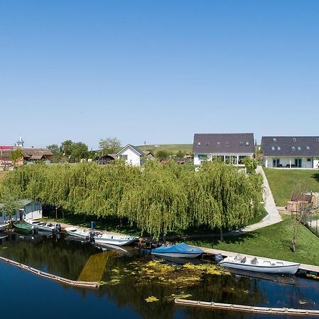 Pike Inn Dunavatul De Sus - Delta Dunarii Dunavăţu de Sus Eksteriør billede