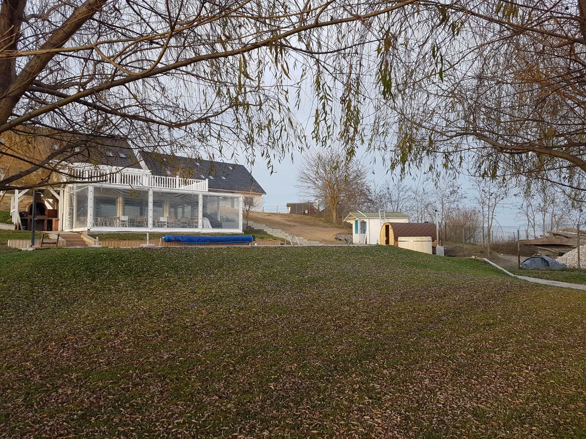 Pike Inn Dunavatul De Sus - Delta Dunarii Dunavăţu de Sus Eksteriør billede