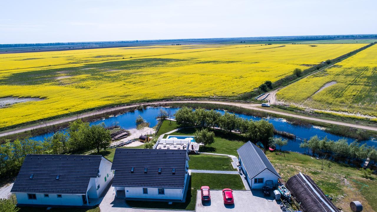 Pike Inn Dunavatul De Sus - Delta Dunarii Dunavăţu de Sus Eksteriør billede