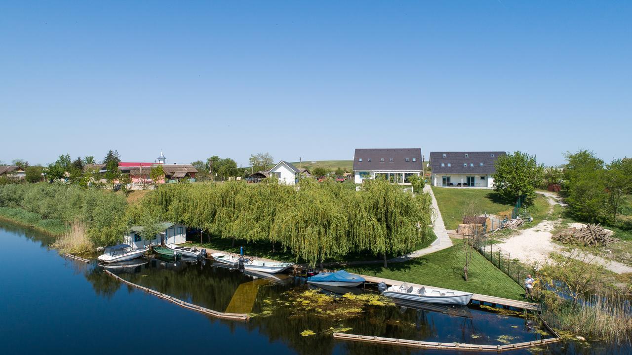 Pike Inn Dunavatul De Sus - Delta Dunarii Dunavăţu de Sus Eksteriør billede